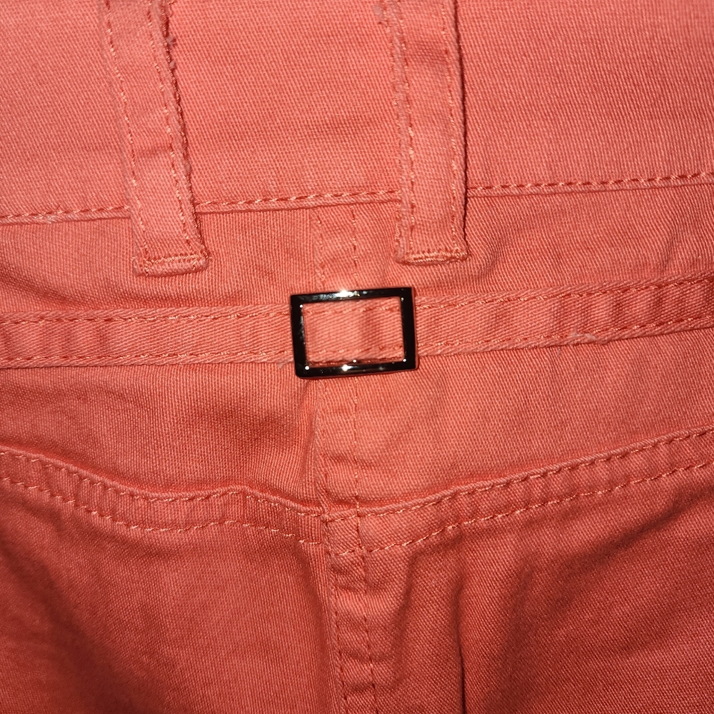 Capri Pants - Picture 6 of 6